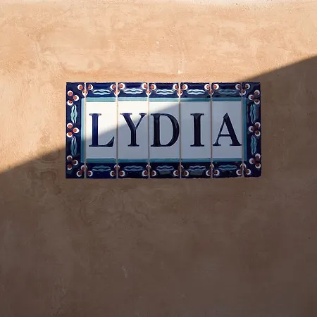 Lydia Cavehouse Βίλα