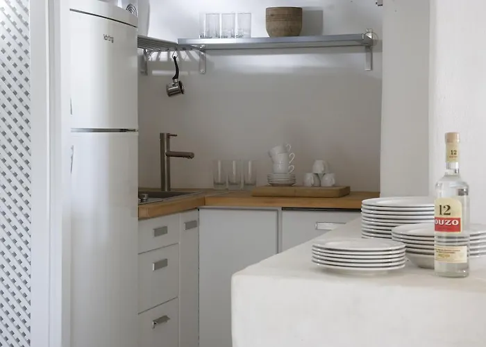 Lydia Cavehouse * Ия