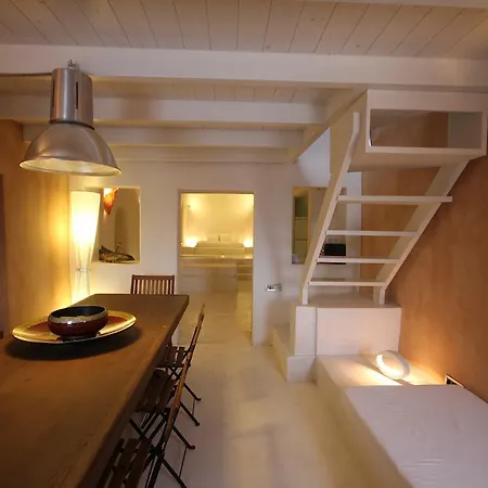 Lydia Cavehouse Villa Oia (Santorini)